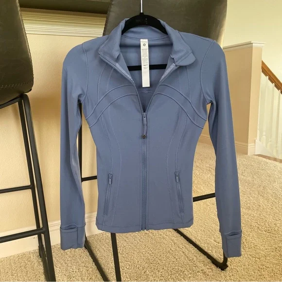 Lululemon define jacket (size 4) - Picture 1 of 5